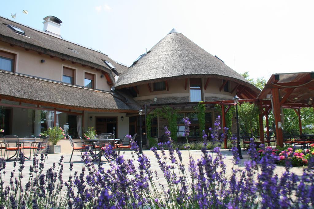 Penzion Eko Park Piestany Exterior photo