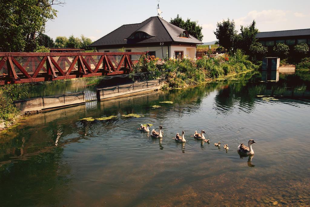 Penzion Eko Park Piestany Exterior photo