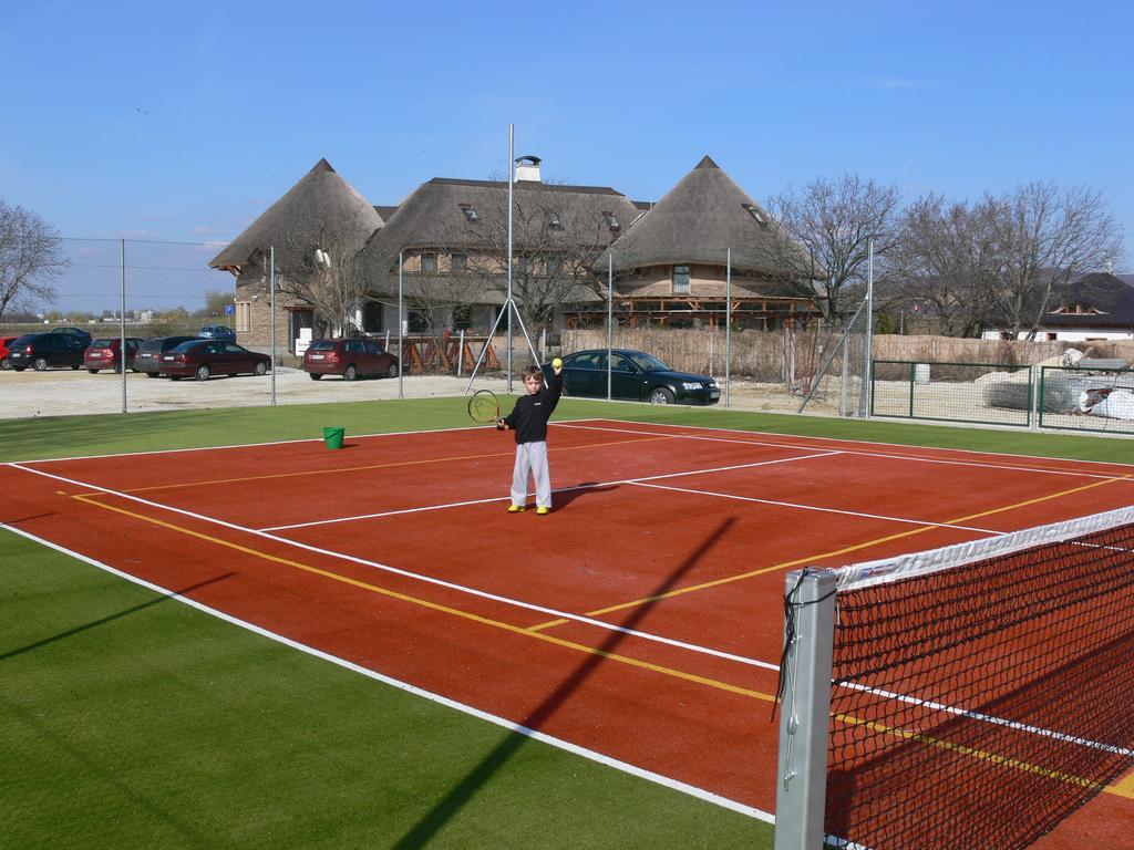 Penzion Eko Park Piestany Exterior photo
